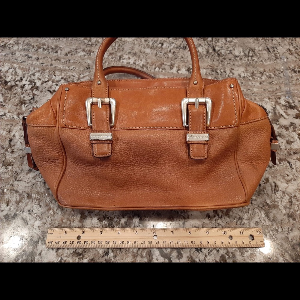 Michael kors tan bag